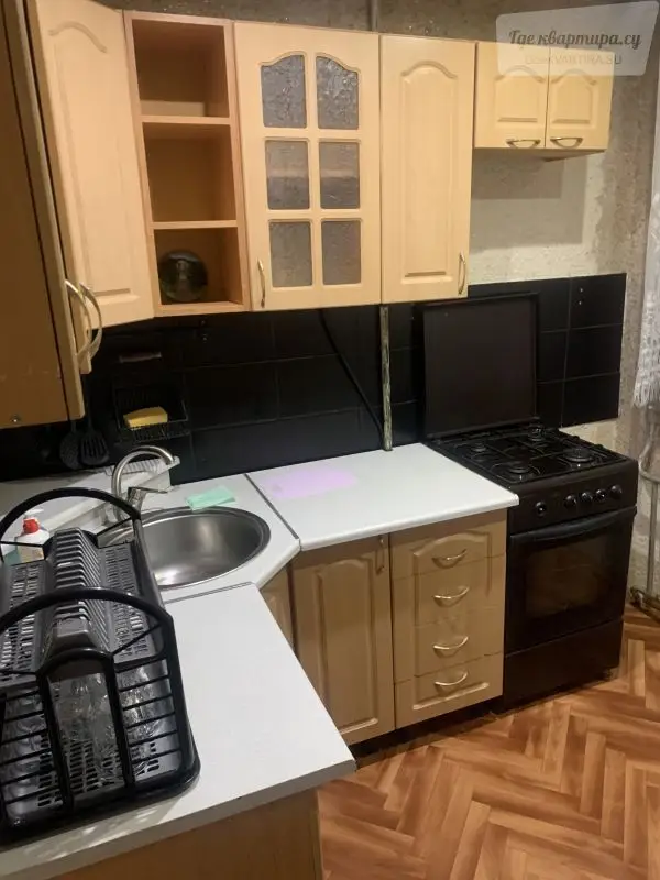 Симферопольская улица, 31