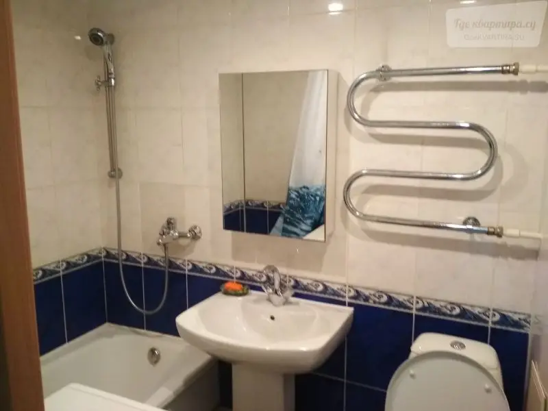 Сиреневый бульвар, 3