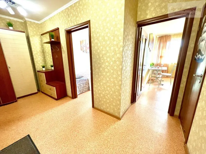Революционная улица, 5