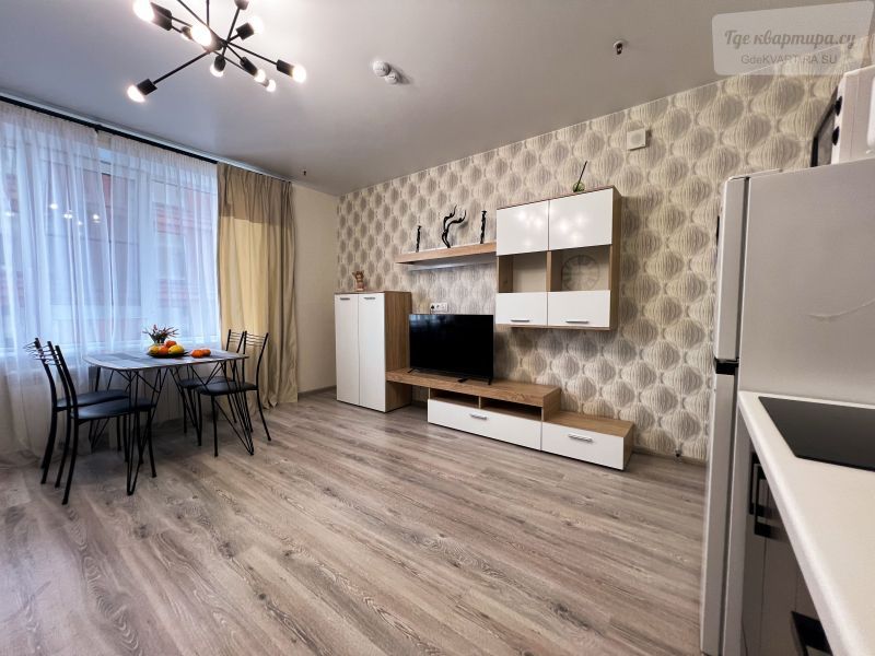 Большевистская улица, 35