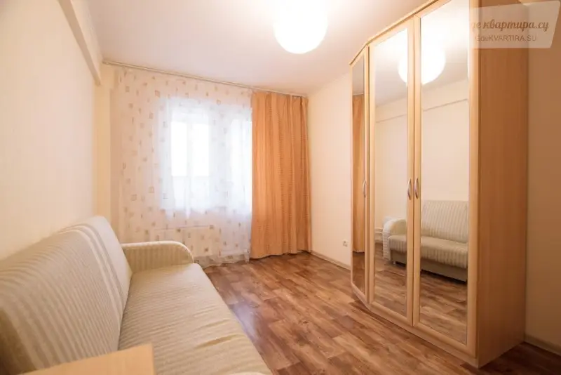 Караульная улица, 40