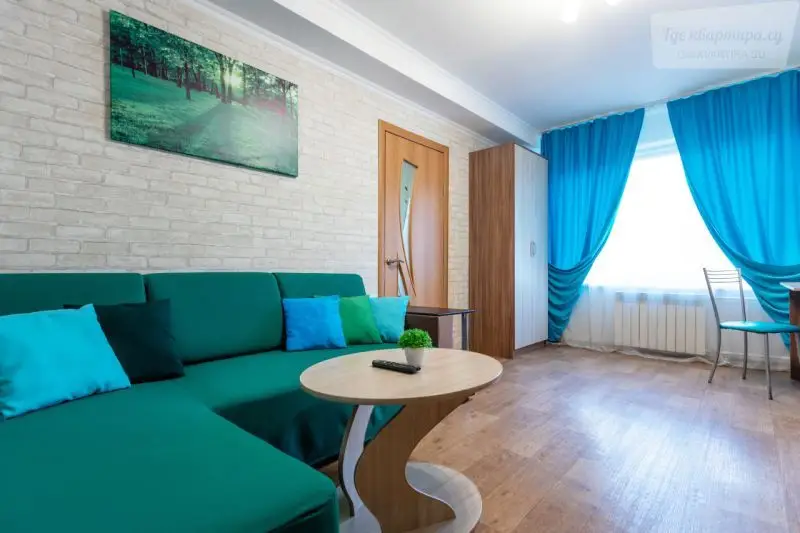 улица Робеспьера, 32